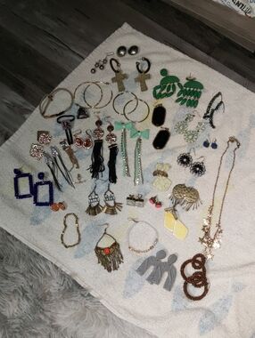 Mixed Women’s Fashion Earrings and Necklaces - Green, Black, Gold, Blue Accents